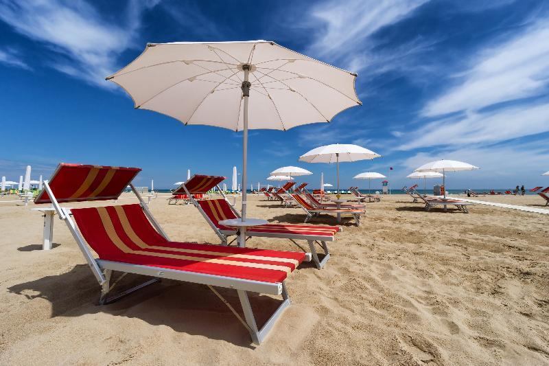 Hotel Lagomaggio Rimini Buitenkant foto